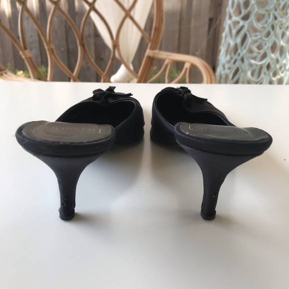 Harold’s Black Velvet Pointed Heels, 8 - Picture 4 of 7